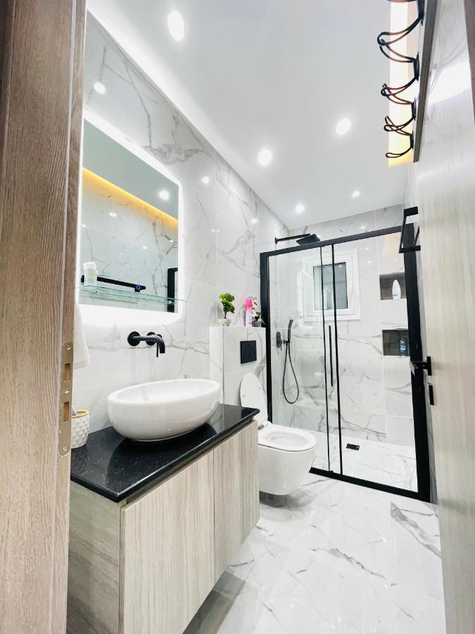 Apollo 2 Bd Jacuzzi Suite Афіни Екстер'єр фото