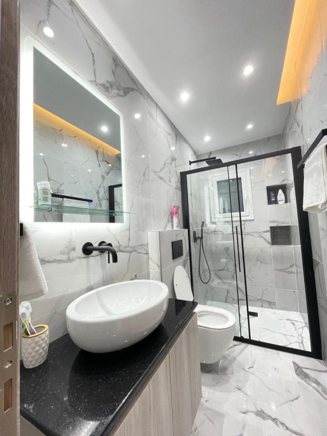Apollo 2 Bd Jacuzzi Suite Афіни Екстер'єр фото